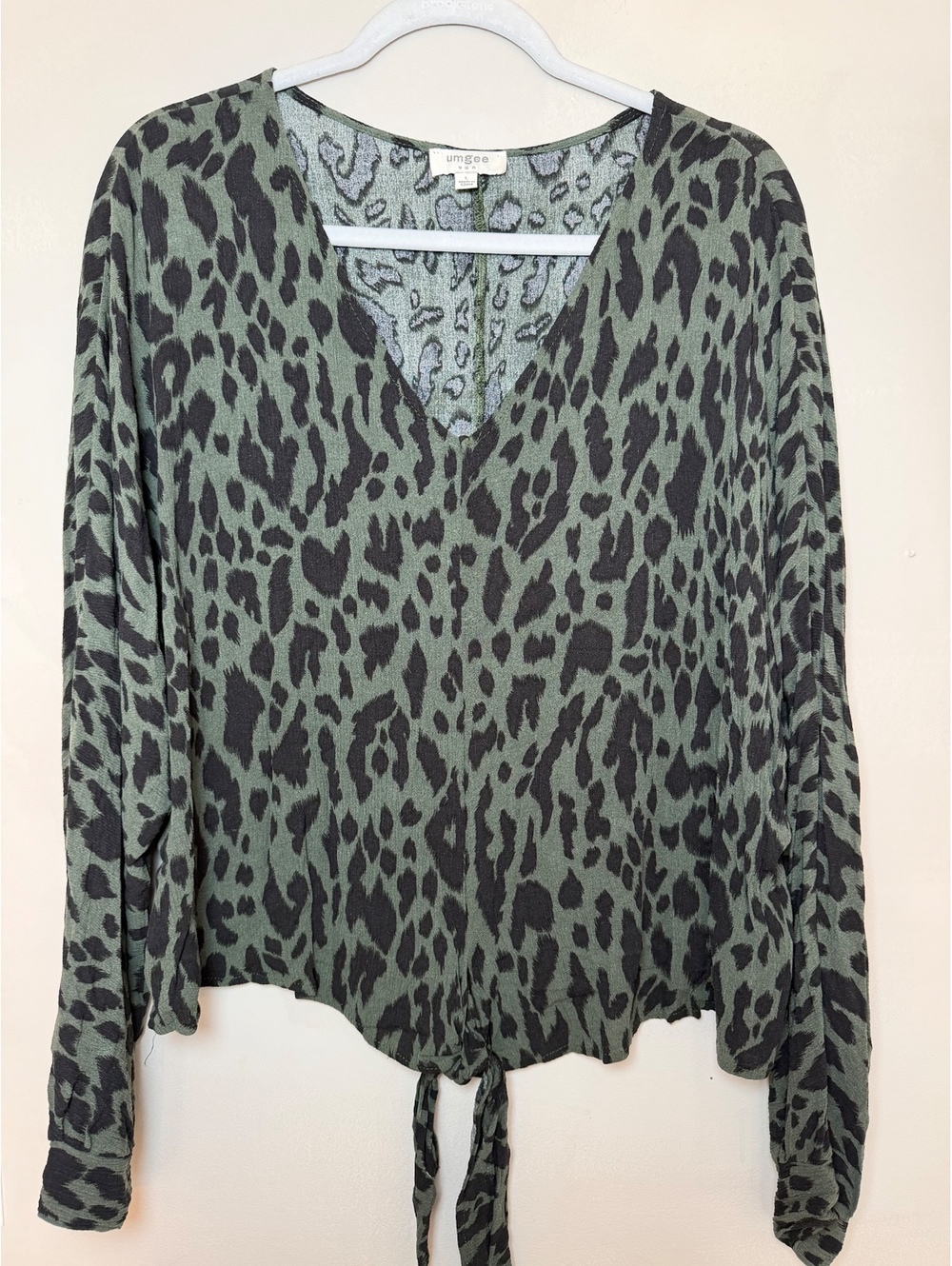 Umgee  Long Sleeve Green and Black Leopard Print Tie Front Top, Size Large
